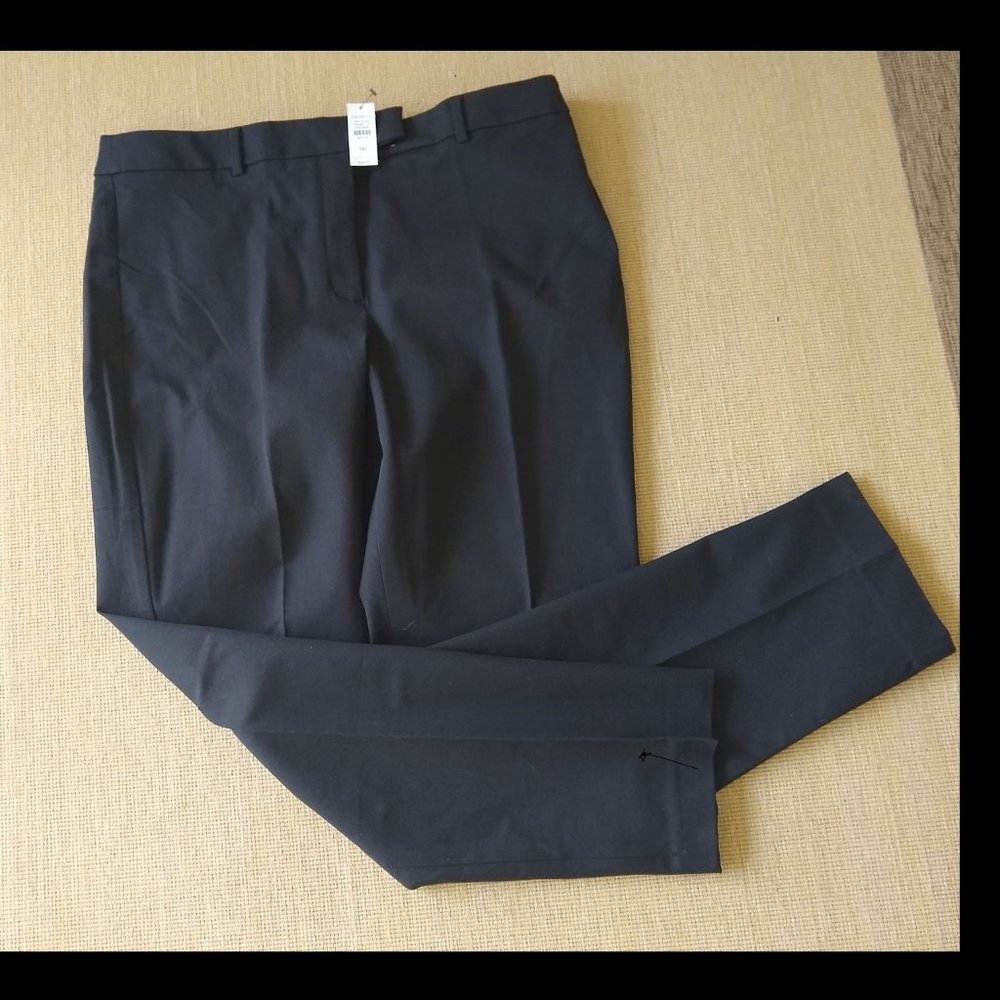NWT High-Waist Straight Pants